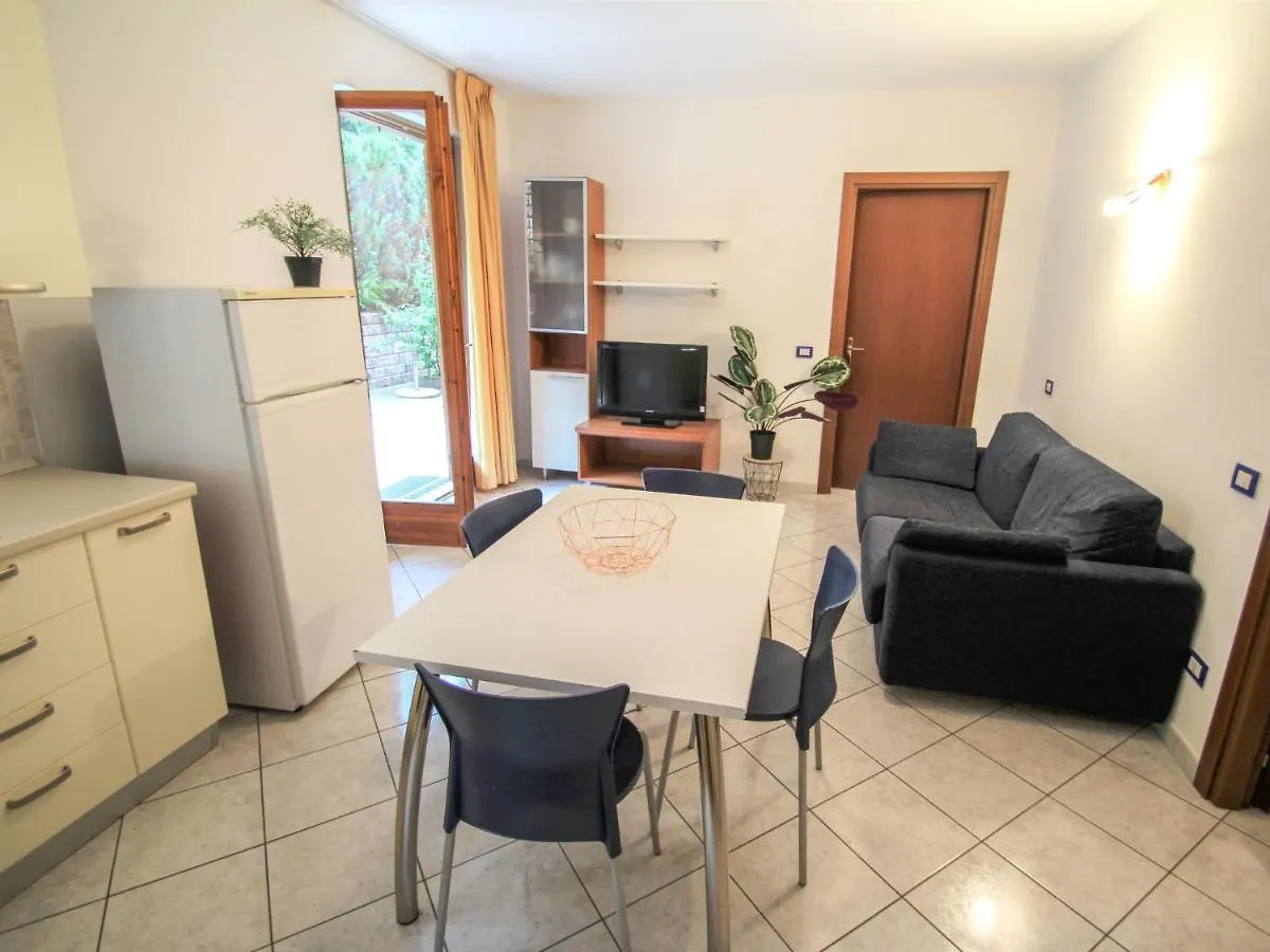 Apartment Residenza Agrifoglio-9 By Interhome Luino Italien